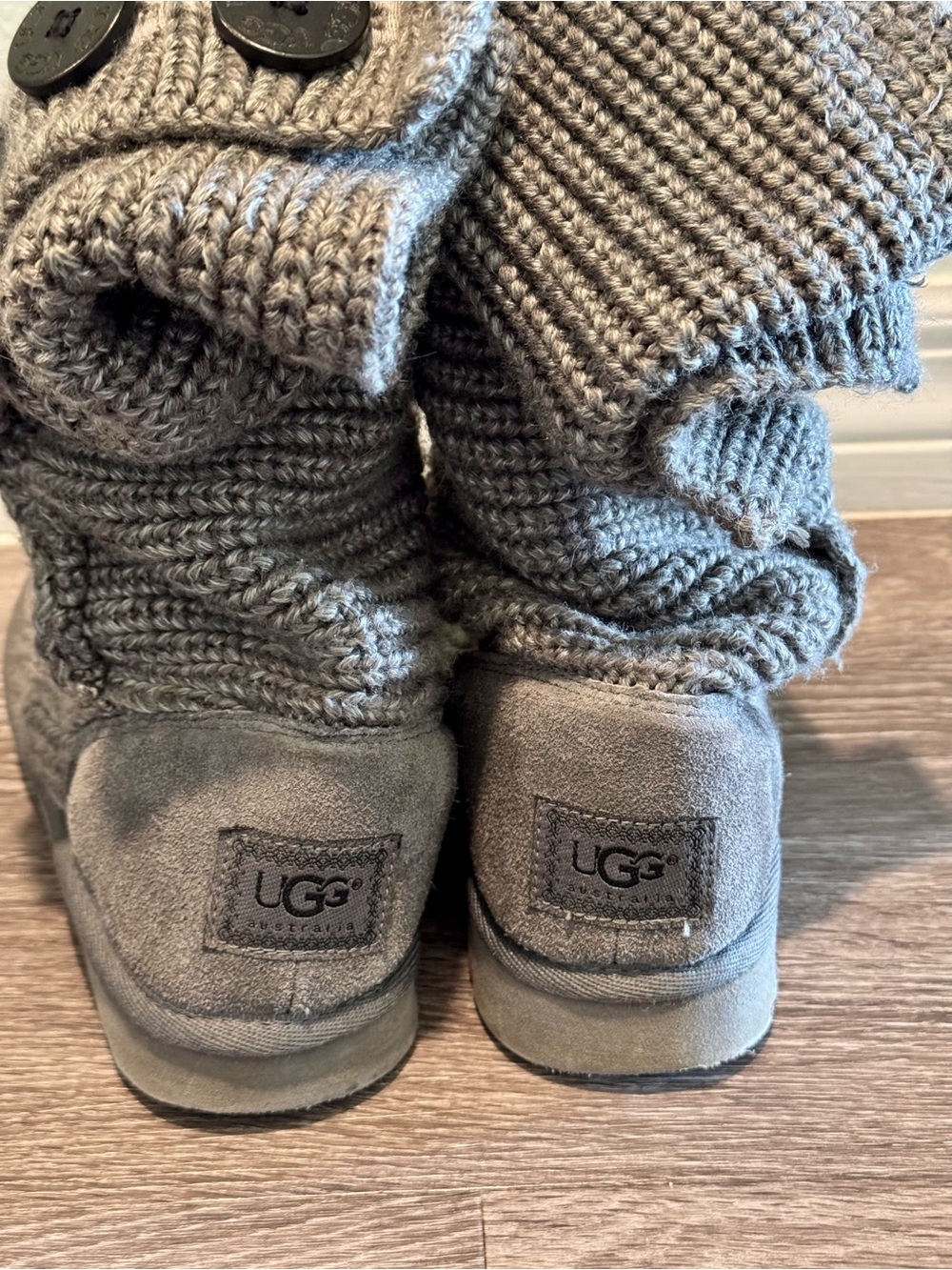 UGG Classic Cardy knit boots F3007K in gray - Picture 9 of 10